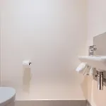 Lux Centre,parking On Request,riverside,wifi,netflix,2bd-ensuite,bosch Coffee Machine