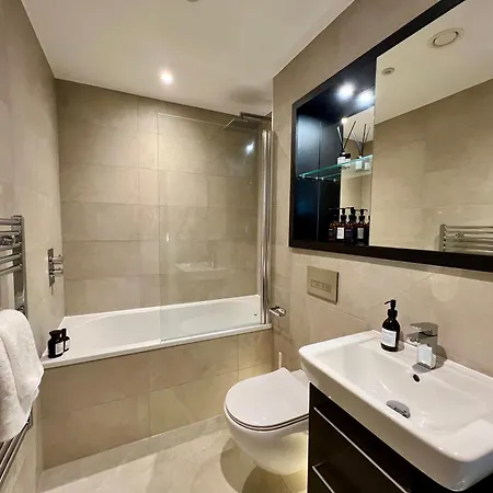 Luxurious, Centre Location, Parking On Request The Pink Palace At Ryedale House * York