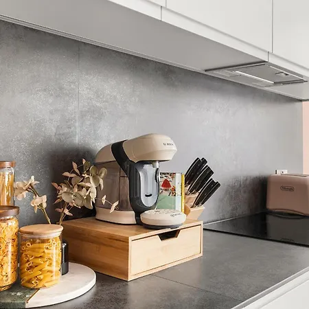 Luxurious, Centre Location, Parking On Request The Pink Palace At Ryedale House