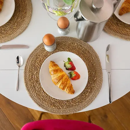 Luxurious, Centre Location, Parking On Request The Pink Palace At Ryedale House York