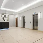 Lux Centre,parking On Request,riverside,wifi,netflix,2bd-ensuite,bosch Coffee Machine * York